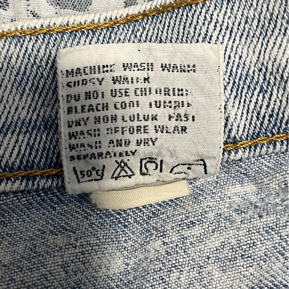 Vintage Jordache Distressed Acid Wash Denim Women Shorts sz 12 - Picture 10 of 10